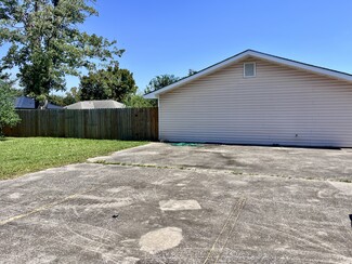 More details for 2129 Mill St, Lake Charles, LA - Light Industrial for Sale