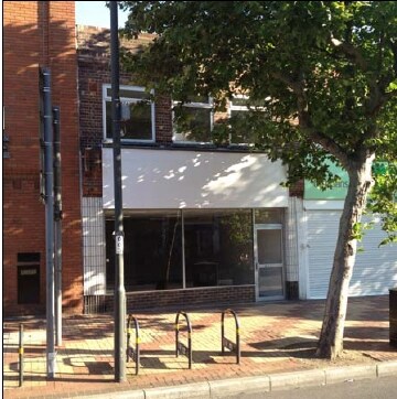 32 London Rd, Morden for sale Primary Photo- Image 1 of 1