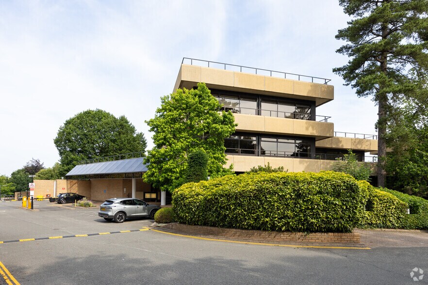 77 Mount Ephraim, Tunbridge Wells to rent - Building Photo - Image 1 of 3