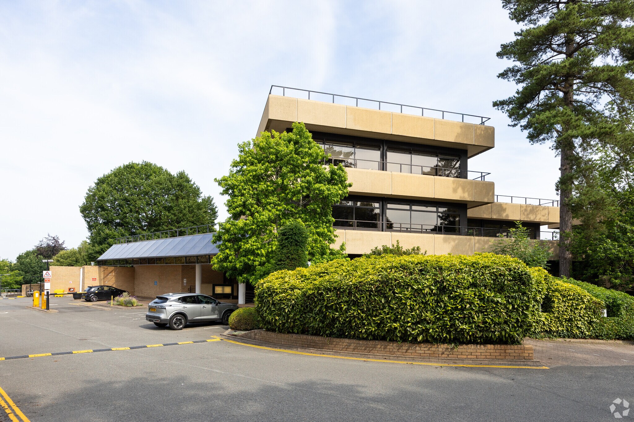 77 Mount Ephraim, Tunbridge Wells to rent Building Photo- Image 1 of 4