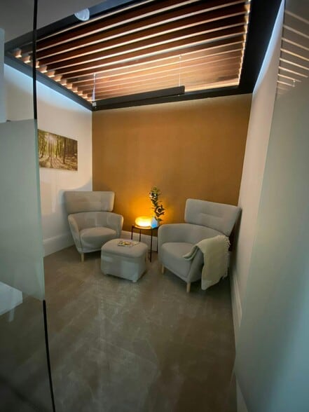 28-32 Grey St, Newcastle Upon Tyne to rent - Building Photo - Image 2 of 4