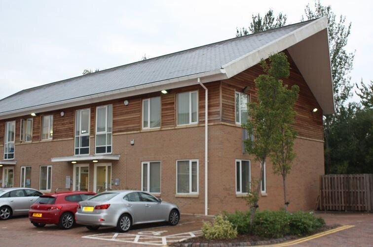 Opal Dr, Milton Keynes to rent - Building Photo - Image 2 of 2