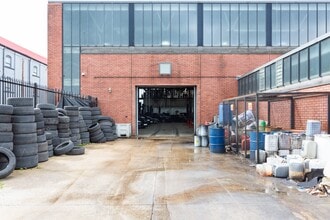 Derby Way, Bury to rent Interior Photo- Image 1 of 33