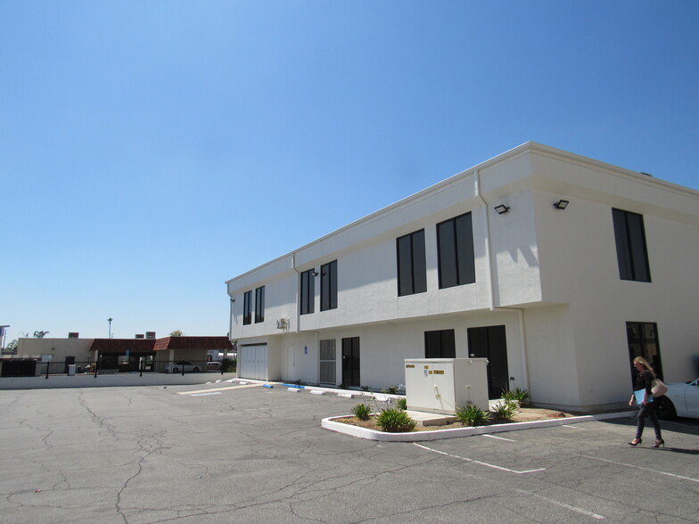 435 W Orange Show Ln, San Bernardino, CA for rent - Building Photo - Image 3 of 14