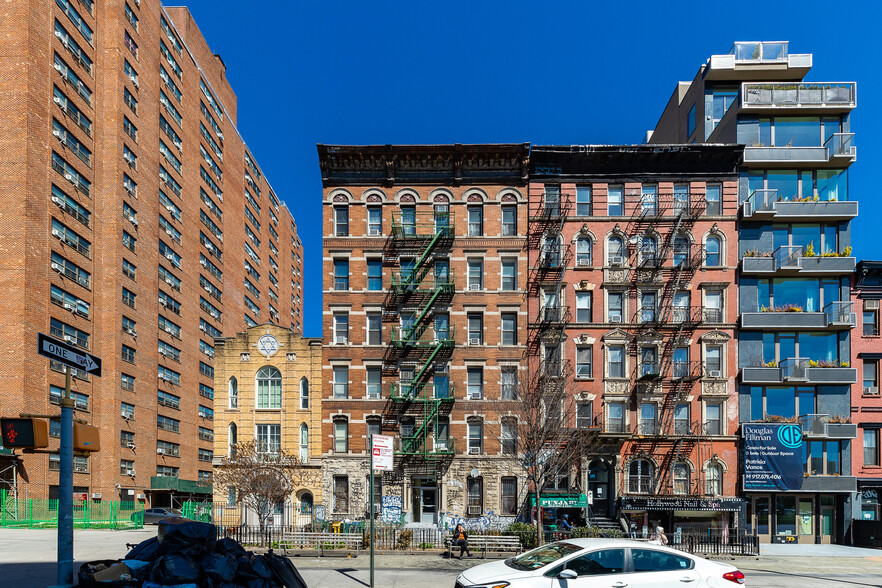 110-112 E 1st St, New York, NY for sale - Building Photo - Image 1 of 1