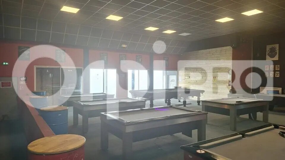 Retail in Saint-Nazaire for sale - Building Photo - Image 2 of 4