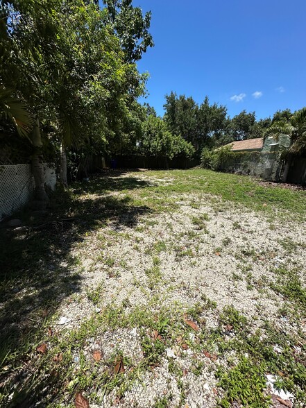 161 NE 58th St, Miami, FL for sale - Building Photo - Image 2 of 2