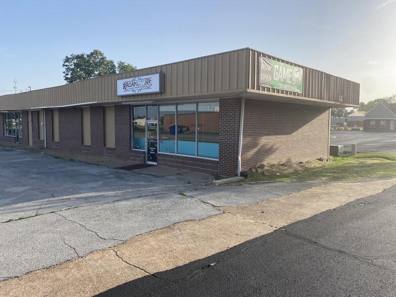 1405-141 Larkwood Dr, Jonesboro, AR for sale - Building Photo - Image 1 of 1