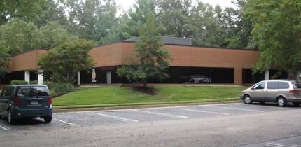 4180-4196 Innslake Dr, Glen Allen, VA for rent Building Photo- Image 1 of 2