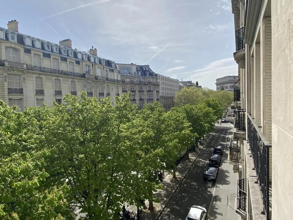 Location Bureaux 460 m² - Photo 1