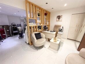 23 High St, Southend On Sea to rent Interior Photo- Image 1 of 5