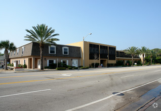 100-110 E Granada Blvd, Ormond Beach, FL for sale Primary Photo- Image 1 of 1