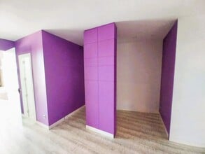 Retail in Madrid, Madrid to rent Interior Photo- Image 1 of 8