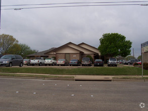 1605 N Garland Ave, Garland, TX for sale Primary Photo- Image 1 of 1