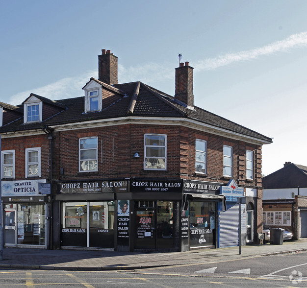 117 Kenton Rd, Harrow for sale - Primary Photo - Image 1 of 1