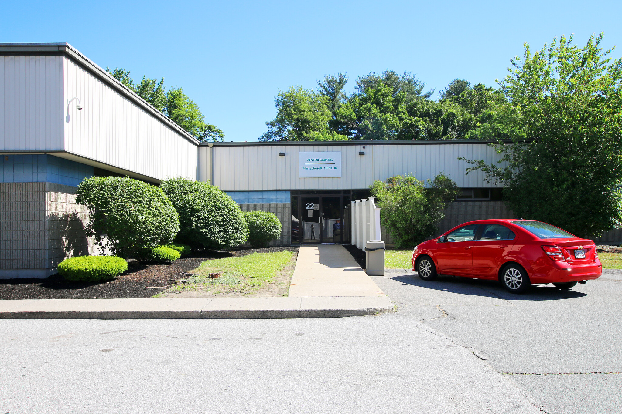 22 Old Canal Dr, Lowell, MA for rent Building Photo- Image 1 of 8