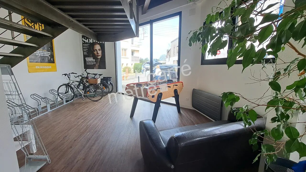 Office in Nantes for sale Lobby- Image 1 of 9