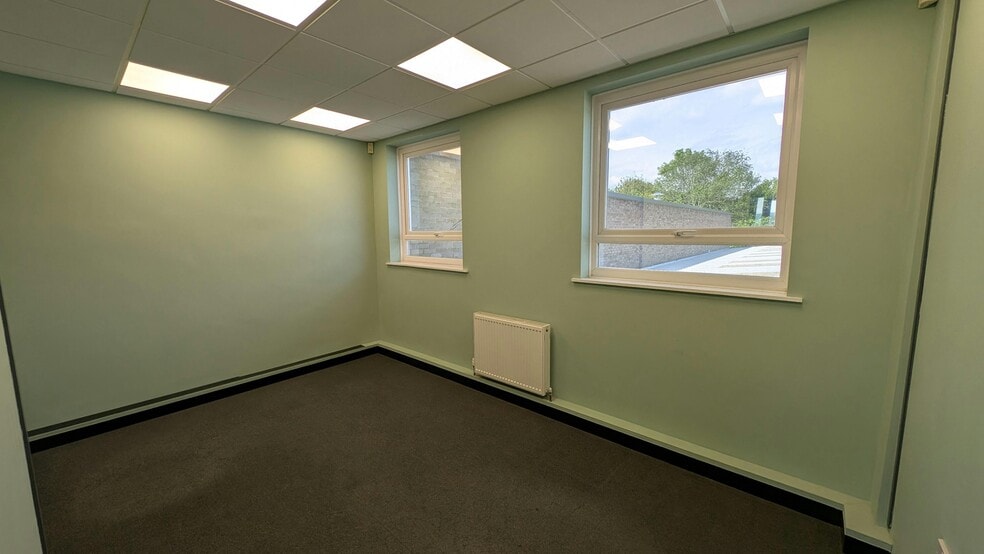 Shamblehurst Ln, Southampton for sale - Building Photo - Image 3 of 13