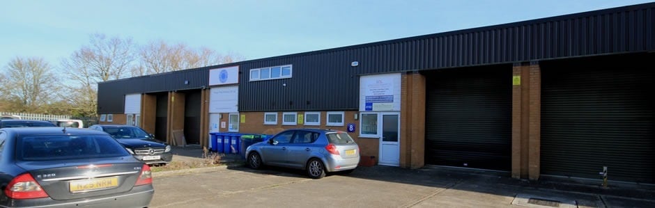 Lodge Rd, Staplehurst to rent Building Photo- Image 1 of 1