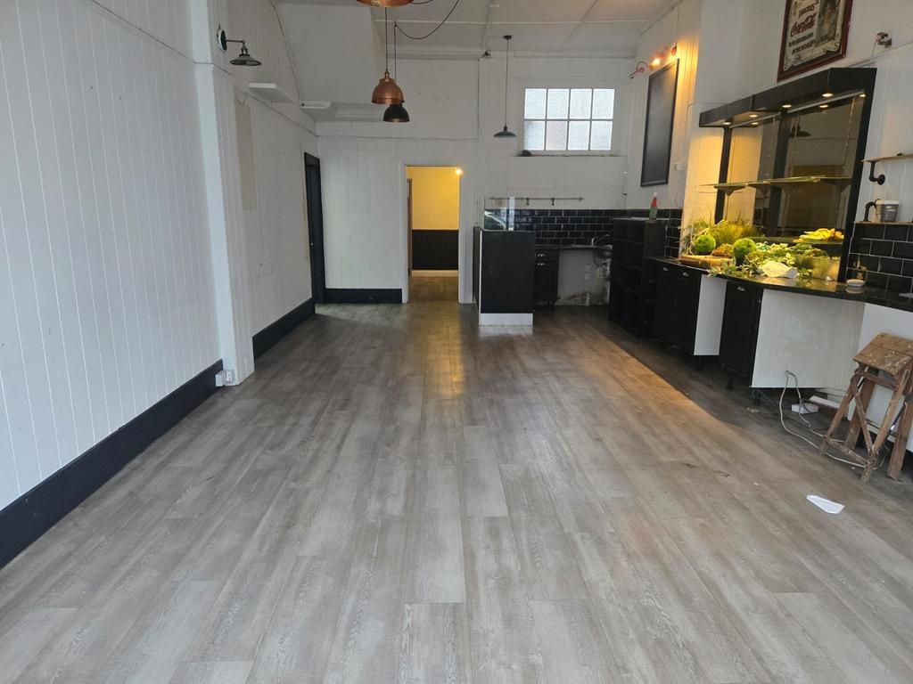 24 St Leonards Rd, Bexhill On Sea for sale Building Photo- Image 1 of 1