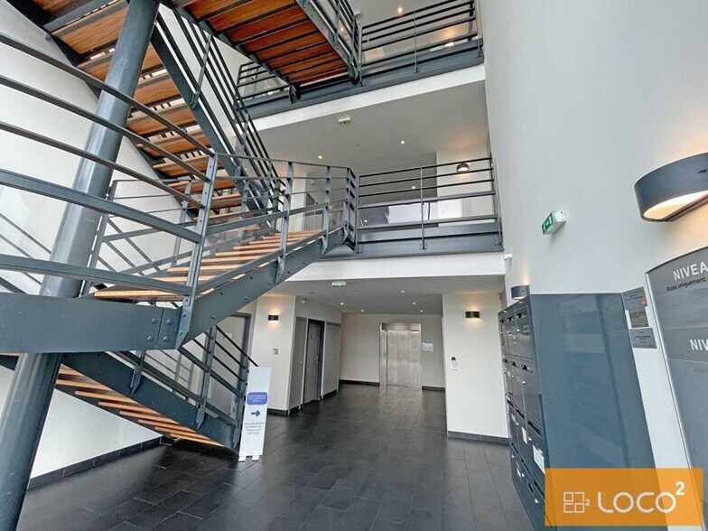 11 Boulevard Déodat De Séverac, Colomiers for sale - Interior Photo - Image 2 of 7