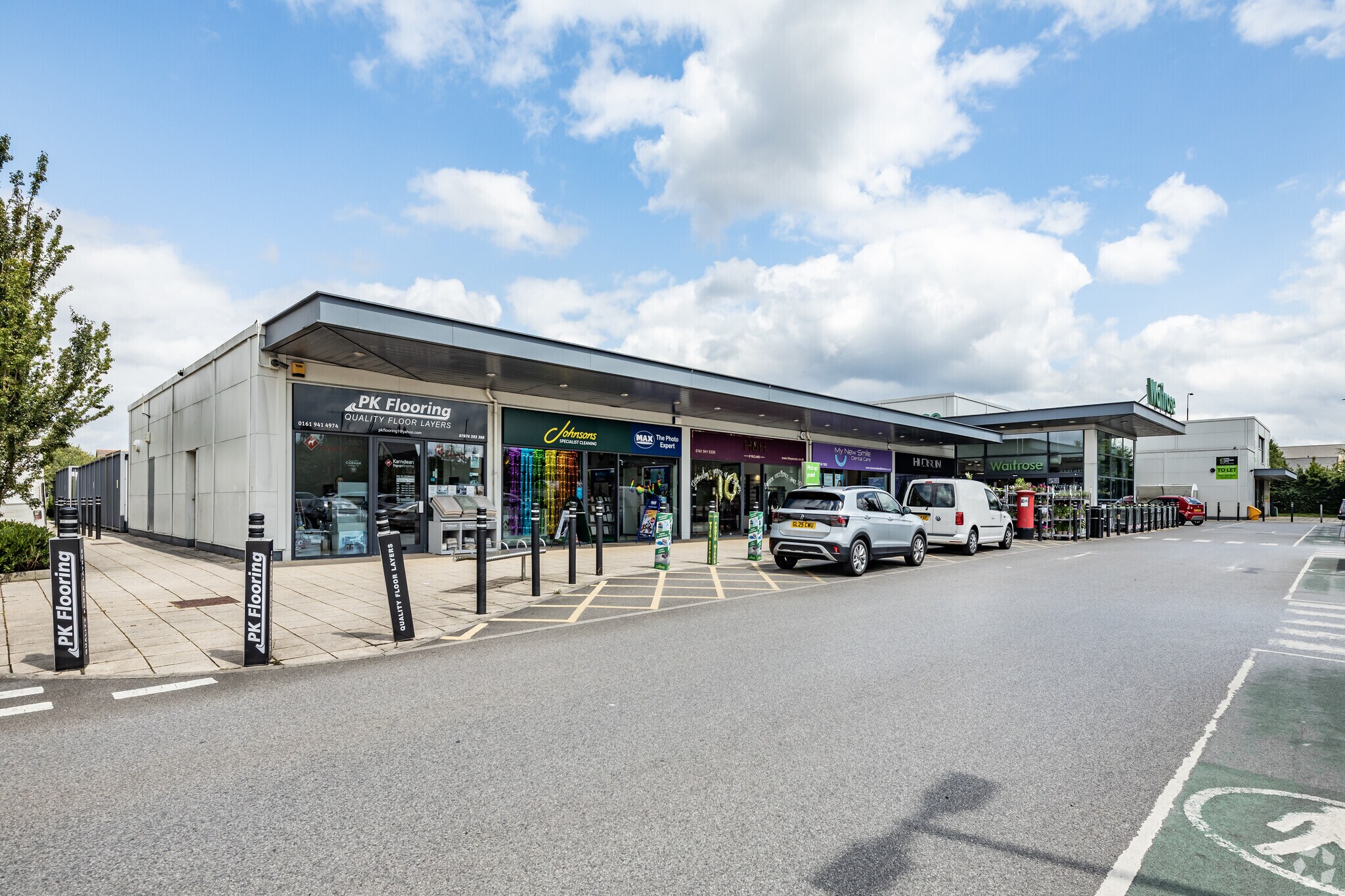 Draybank Rd, Altrincham for sale Primary Photo- Image 1 of 1