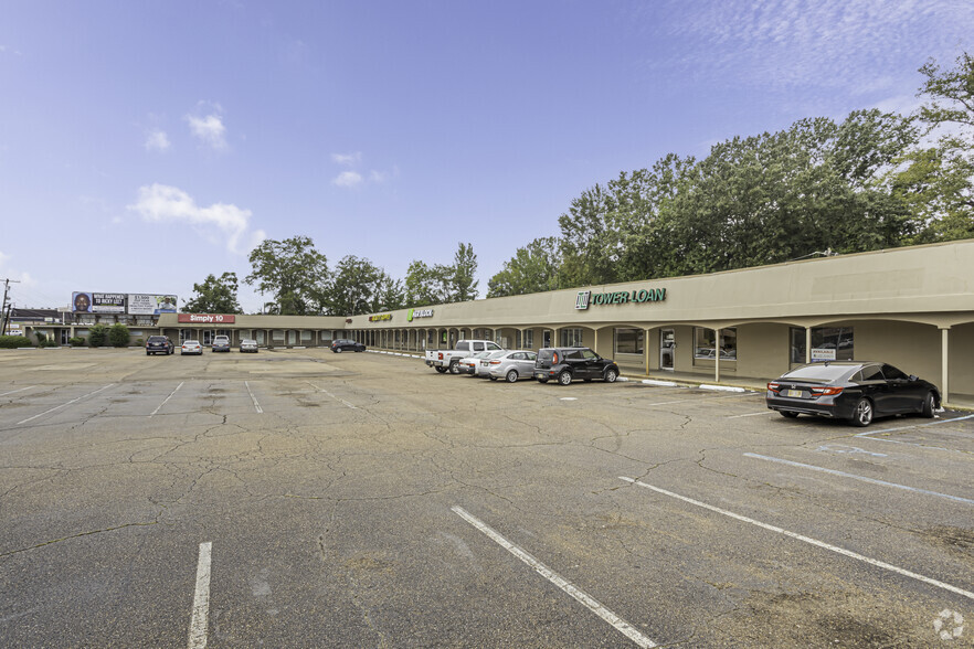 1315 Ellis Ave, Jackson, MS for sale - Primary Photo - Image 1 of 1