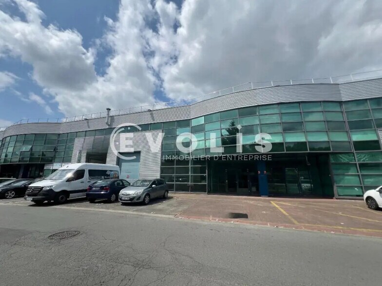 Light Industrial in Valenton to rent - Building Photo - Image 1 of 14