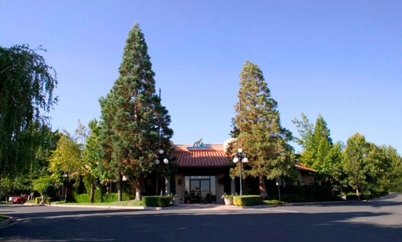 6490 S McCarran Blvd, Reno, NV to rent Primary Photo- Image 1 of 2