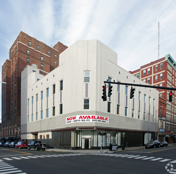 1085-1095 Main St, Bridgeport, CT for sale - Primary Photo - Image 1 of 1