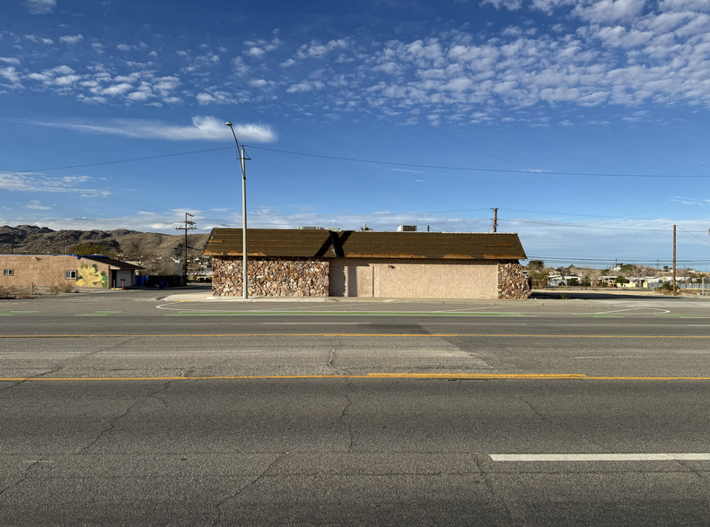 61858 29 Palms Hwy, Joshua Tree, CA for sale - Building Photo - Image 2 of 8