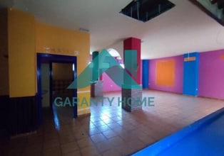 Retail in Cáceres, Cáceres to rent Interior Photo- Image 2 of 8