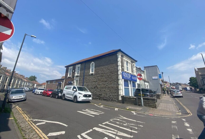 279 Two Mile Hill Rd, Bristol for sale - Building Photo - Image 2 of 8