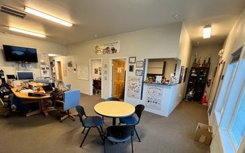 4311 Sara Rd SE, Albuquerque, NM to rent Interior Photo- Image 2 of 6