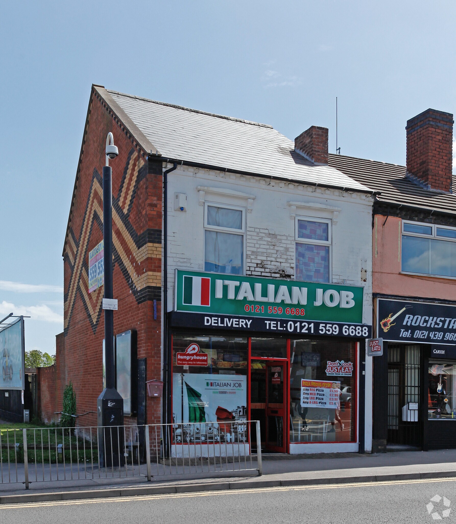 32 Oldbury Rd, Rowley Regis for sale Primary Photo- Image 1 of 1