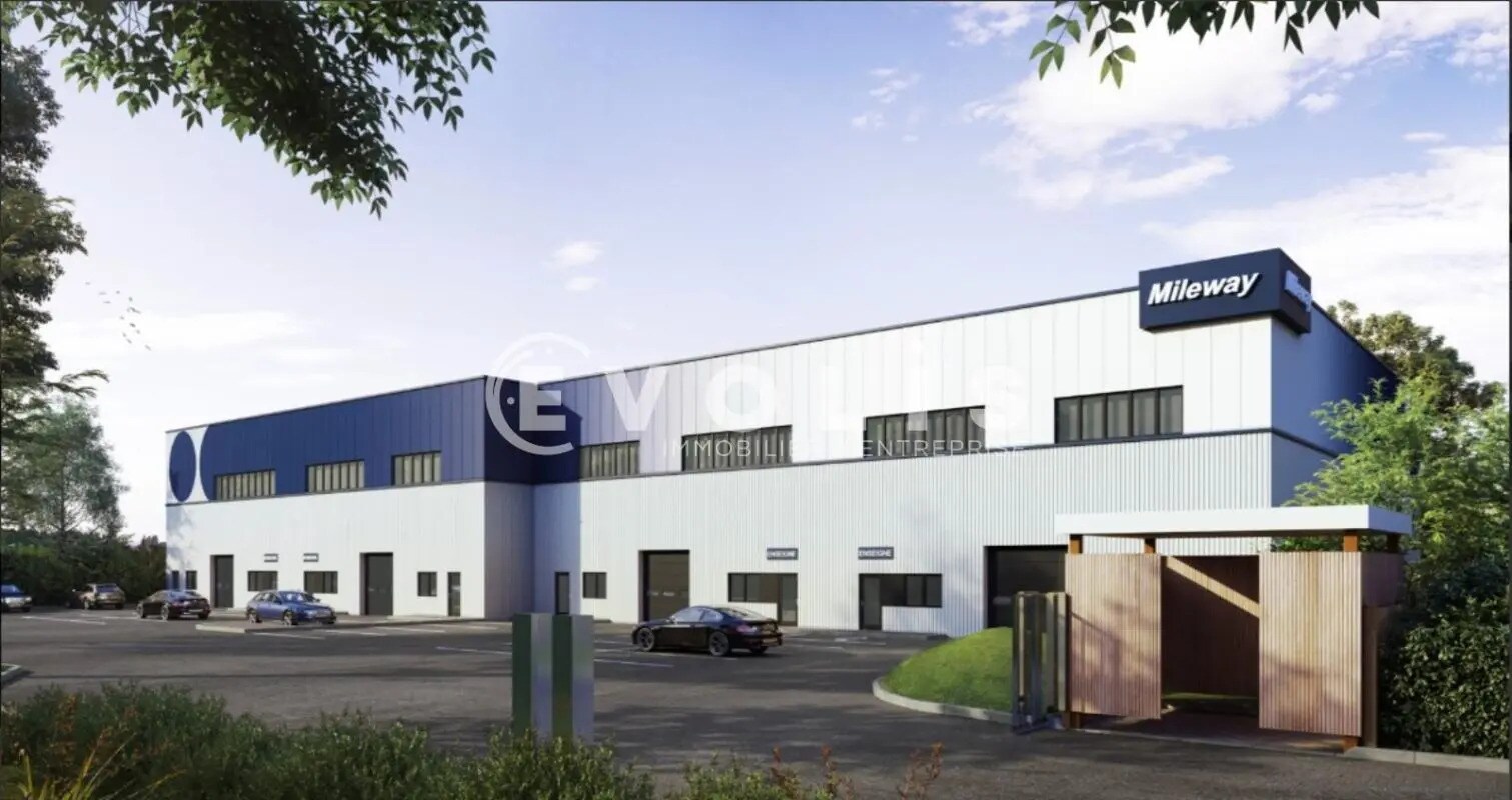 Office in Chilly-Mazarin to rent Building Photo- Image 1 of 3