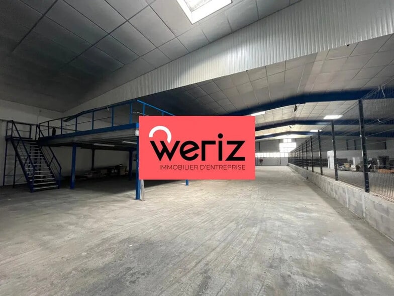 Industrial in Marseille to rent - Building Photo - Image 3 of 10