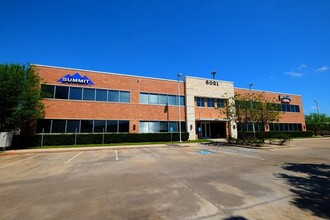 6021 Fairmont Pky, Pasadena, TX for sale Building Photo- Image 1 of 1