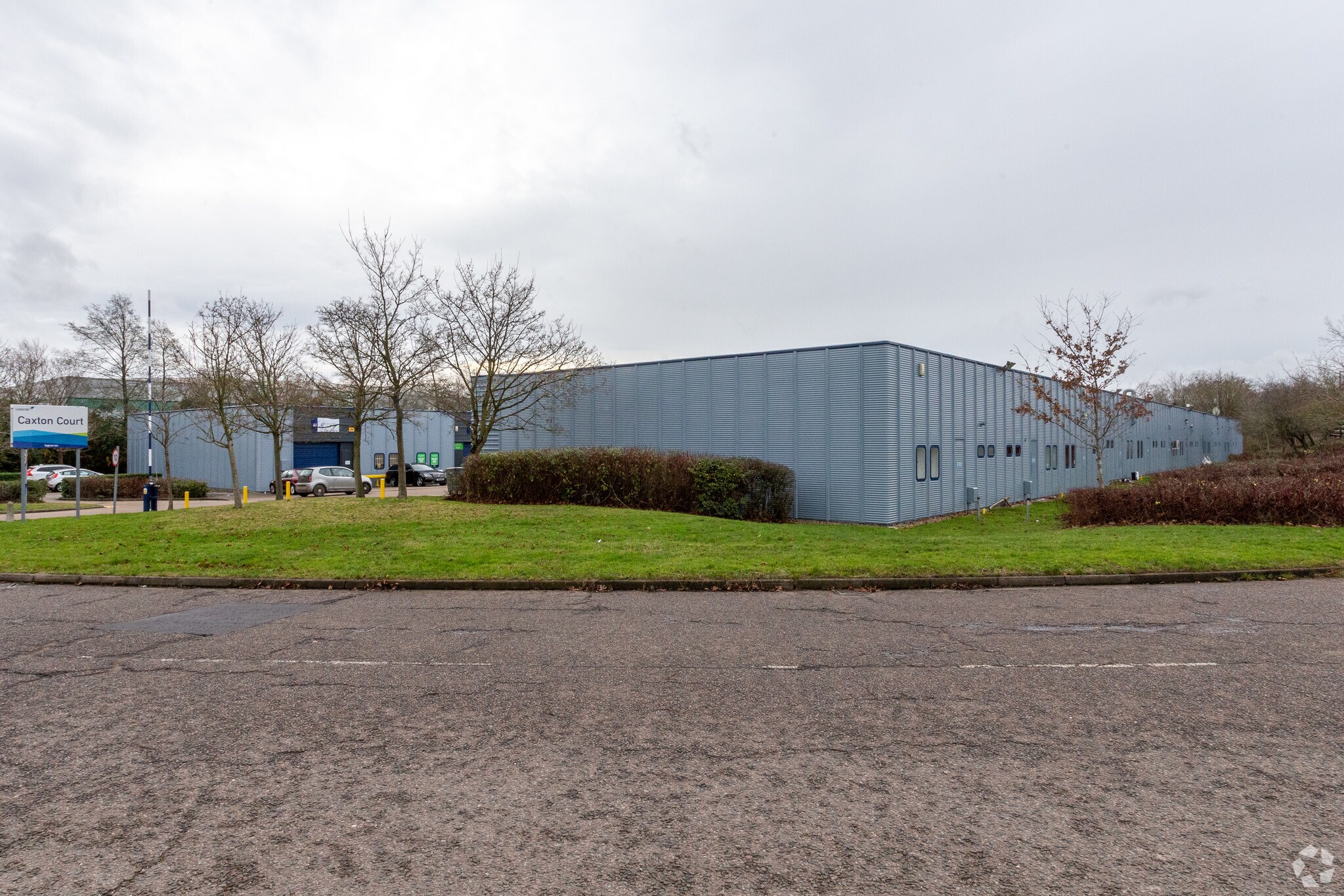 69-79 Garamonde Dr, Milton Keynes for sale Primary Photo- Image 1 of 1