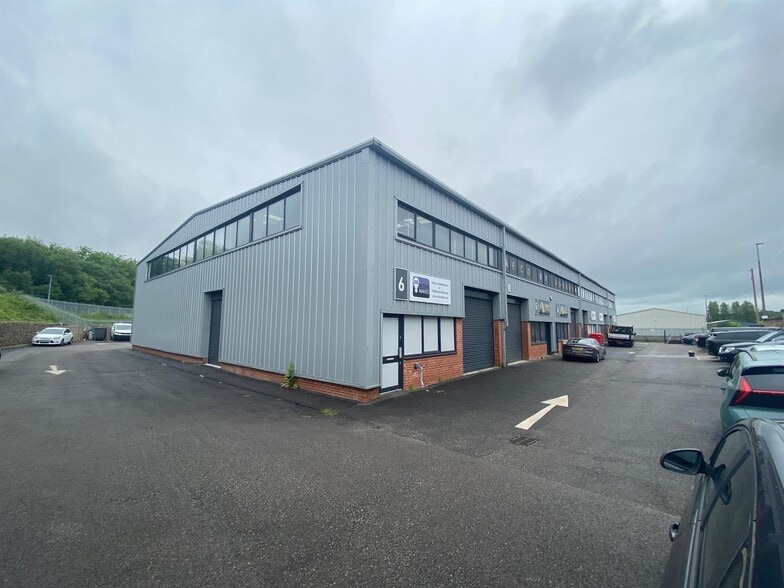 Gladstone St, Blackburn to rent - Building Photo - Image 3 of 3