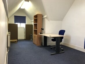 Kennelwood Ln, Hatfield to rent Interior Photo- Image 1 of 6