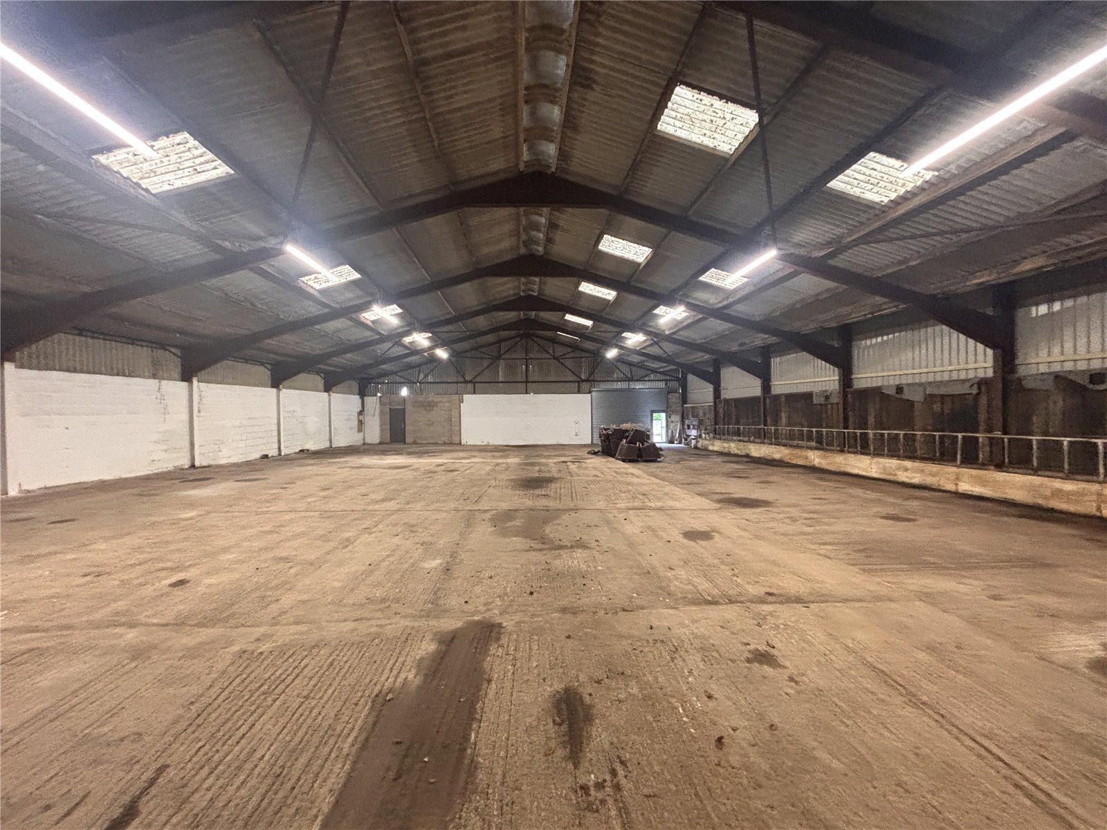 193 Westlands Ln, Whitley to rent Interior Photo- Image 1 of 3