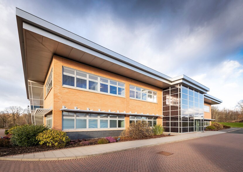 Phoenix Cres, Bellshill for sale - Primary Photo - Image 1 of 1