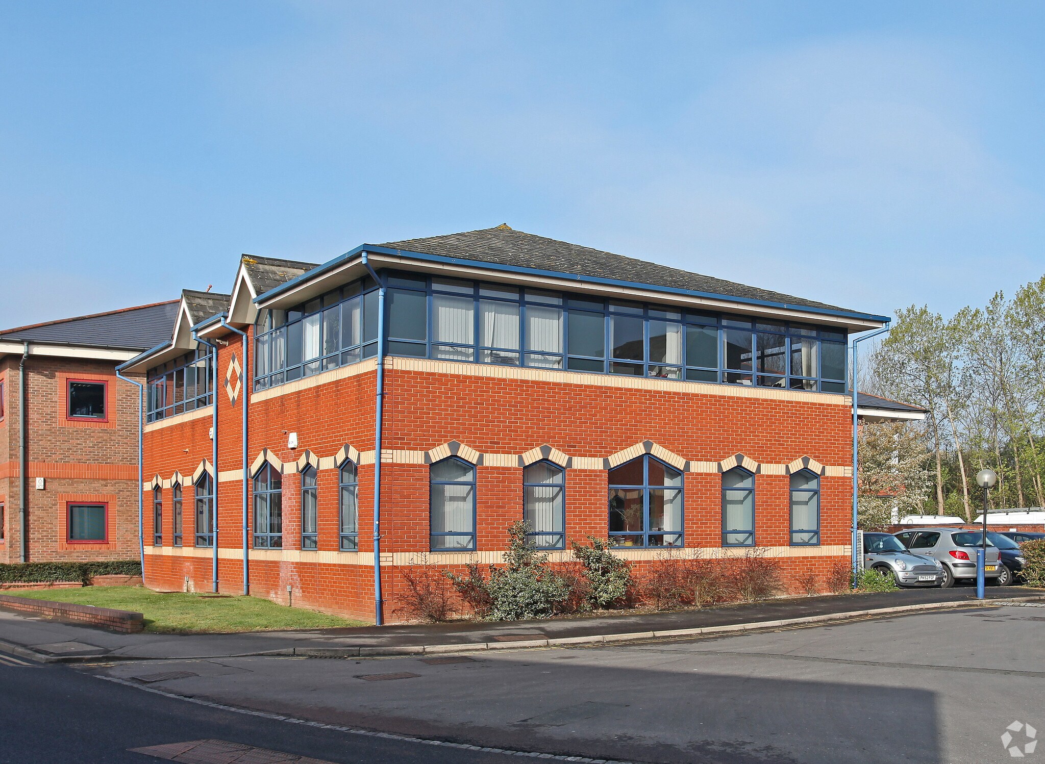 Walnut Tree Clos, Guildford for sale Primary Photo- Image 1 of 1