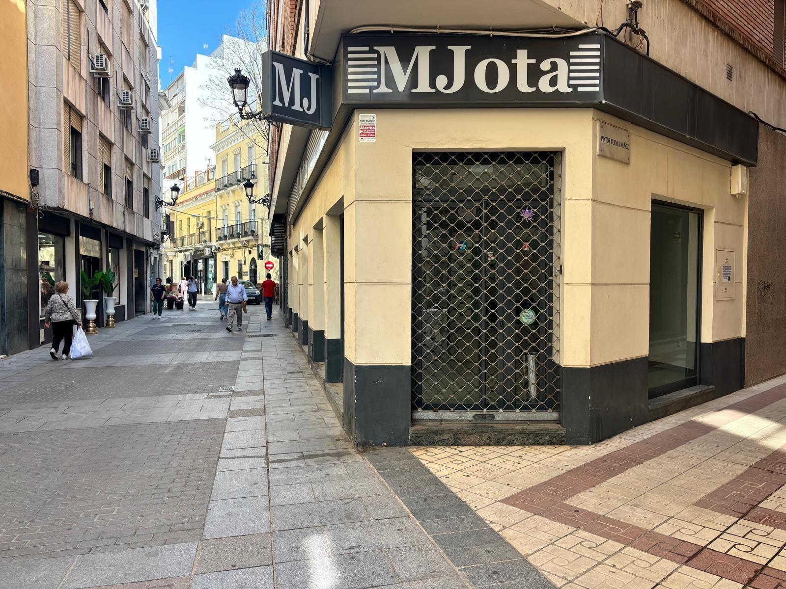 Retail in Córdoba, Córdoba to rent Building Photo- Image 1 of 16