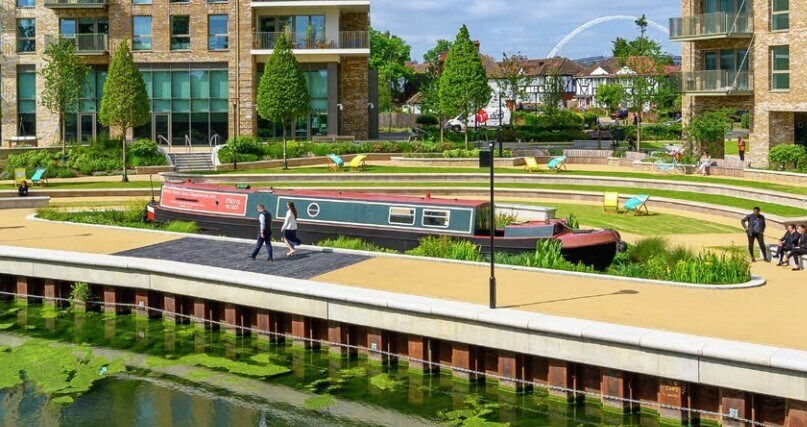 Beresford Av, Wembley for sale - Primary Photo - Image 1 of 1