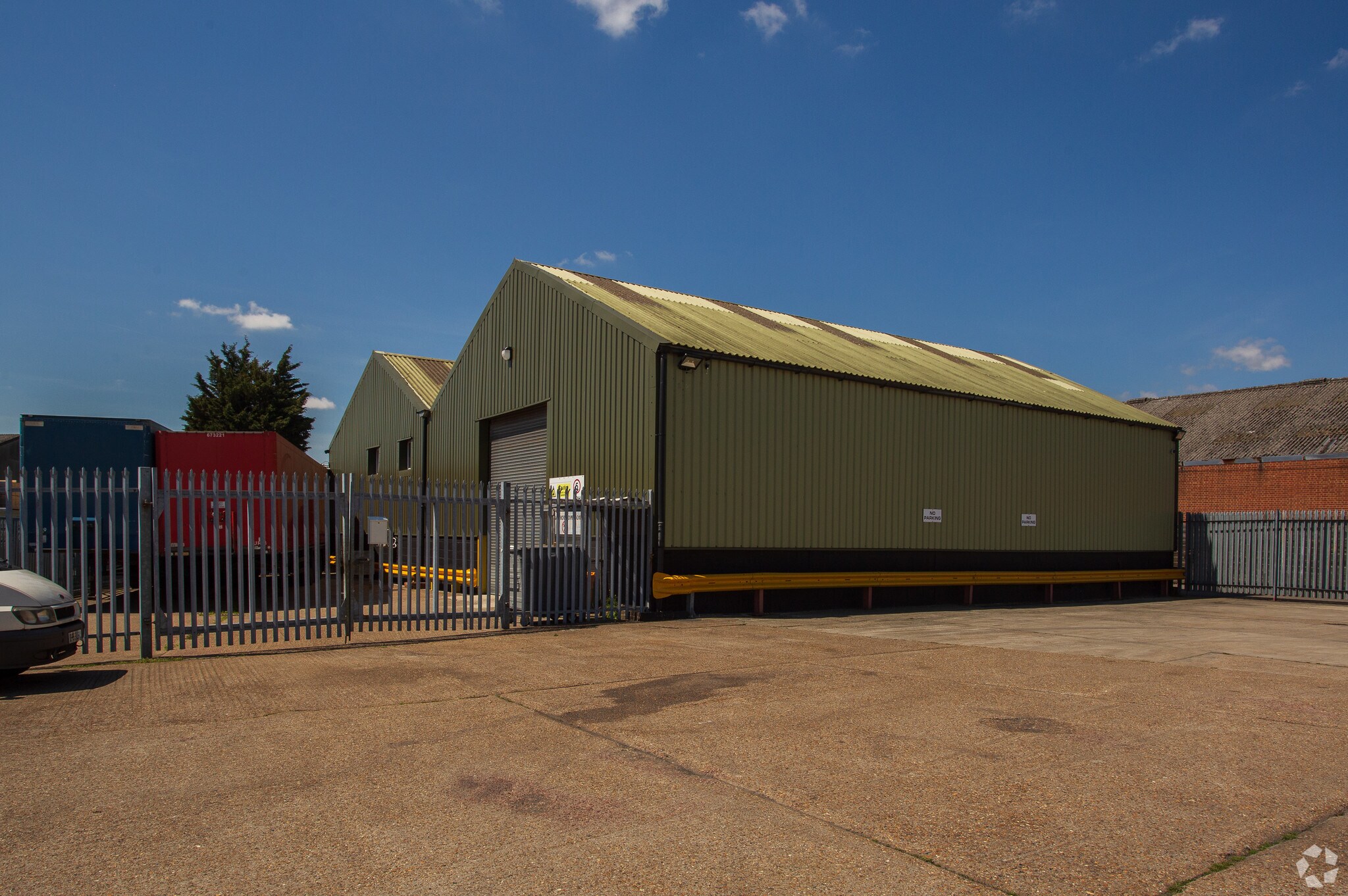 Mulberry Way, Belvedere to rent Primary Photo- Image 1 of 5