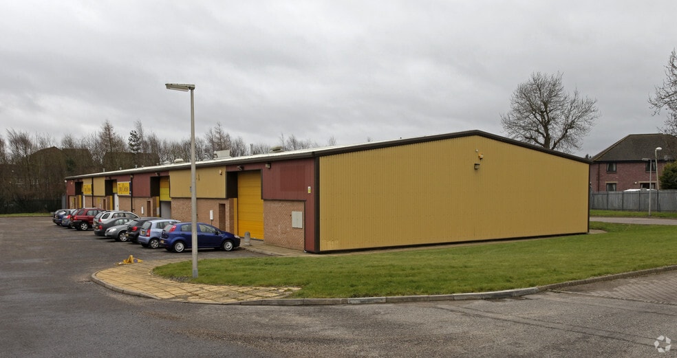Highland Chief Way, Dundee to rent - Building Photo - Image 2 of 3