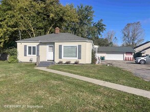 1513 E Pierson Rd, Flushing, MI for sale Primary Photo- Image 1 of 4