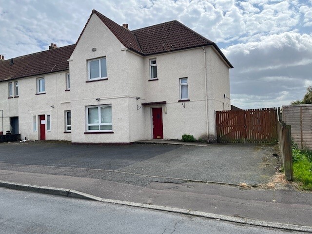 101 Veronica Crescent, Kirkcaldy for sale - Building Photo - Image 2 of 3